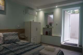 Гостевой дом MiRoom in the heart of Plovdiv Пловдив Двухместный номер с 1 кроватью и собственной ванной комнатой-8